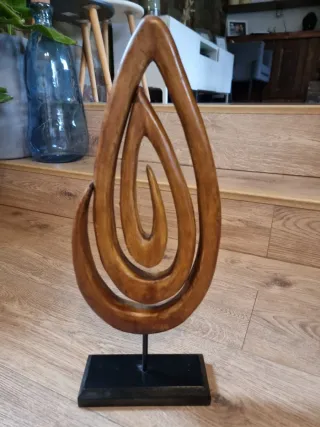 Escultura Decorativa Moderna Madera y Metal