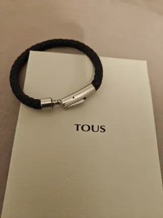 Pulsera Tous trenzada negra y cierre plateado