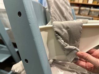 Stoke Tripp Trapp Baby Set blanco, cojín y caja