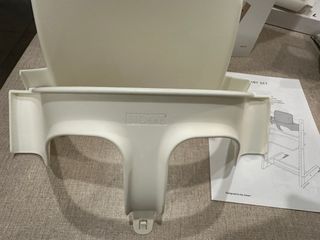 Stoke Tripp Trapp Baby Set blanco, cojín y caja