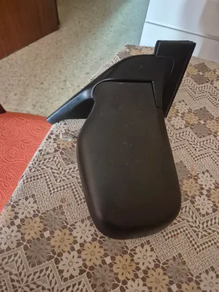 Retrovisor Dcho Nissan Terrano