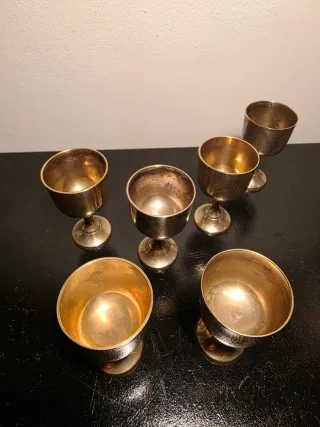 Set bicchieri antichi