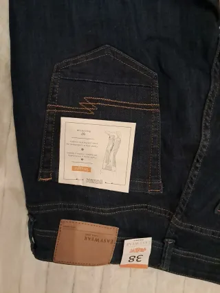 Pantalón vaquero azul recto easy wear