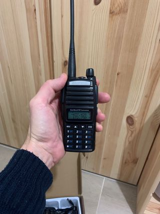 Radio WalkieWalkie- Talkie Baofeng UHF VHF FM Prog