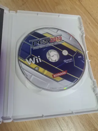 Juego Wii PES 2013 Konami