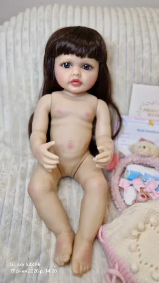 Muñeca realista 55cm, cuerpo completo de vinilo