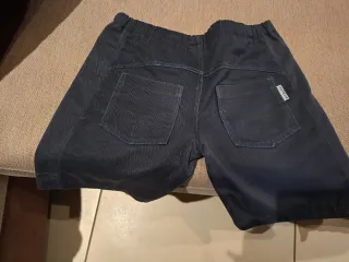 Pantalón corto uniforme escolar