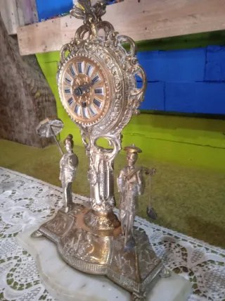 Reloj y Candelabros Bronce y Mármol