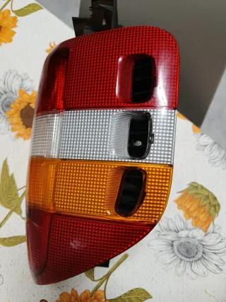 Piloto trasero izquierdo Opel Frontera B