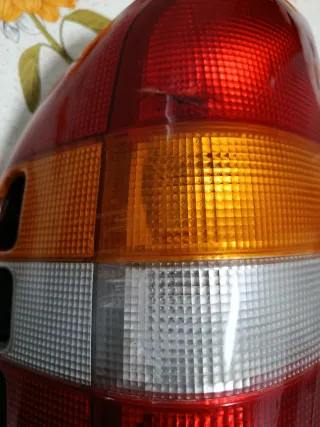 Piloto trasero izquierdo Opel Frontera B