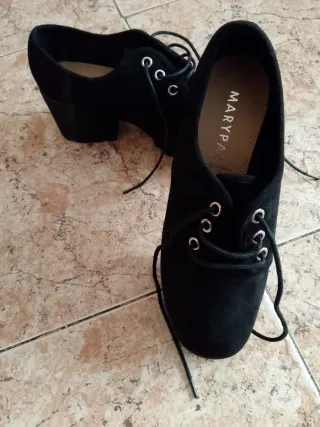 Zapatos MARYPAZ negros