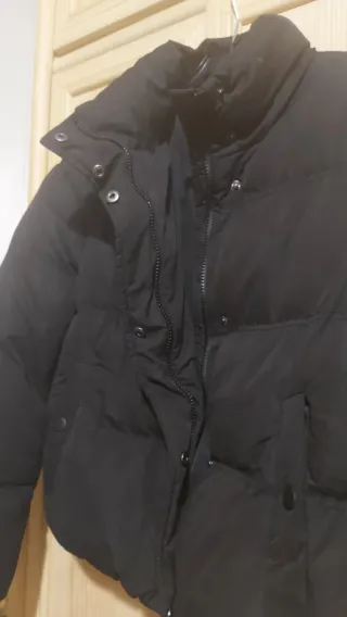 Cazadora acolchada negra