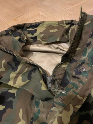 Chubasquero militar camuflaje