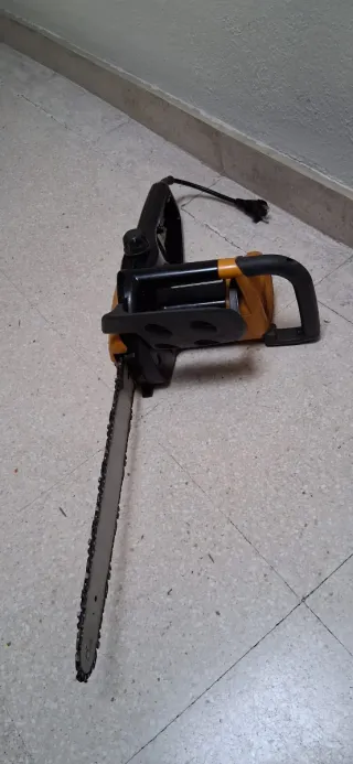 Motosierra Alpina EA 200