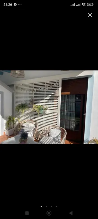 Puerta corredera lamas