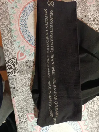 Leggins para deporte negro y azul marino
