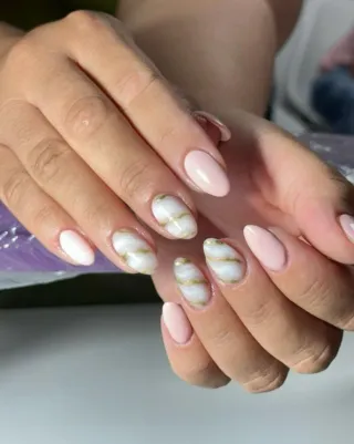 Sistemas de uñas de gel, acrílicas, y semipermanen