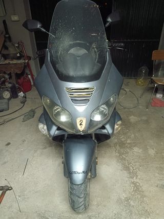 Lanvertti Vipper 125cc Maxiscooter 9.800km con ITV