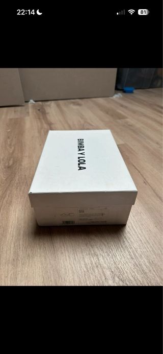 Sandalias Bimba y Lola Doradas