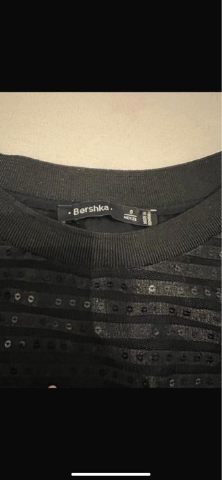 Top negro con lentejuelas