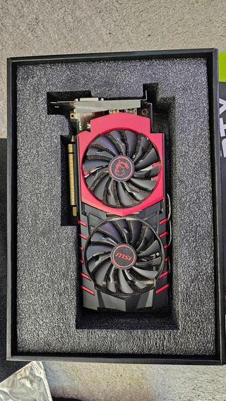 Tarjeta Gráfica MSI GeForce GTX 960 GAMING 4G