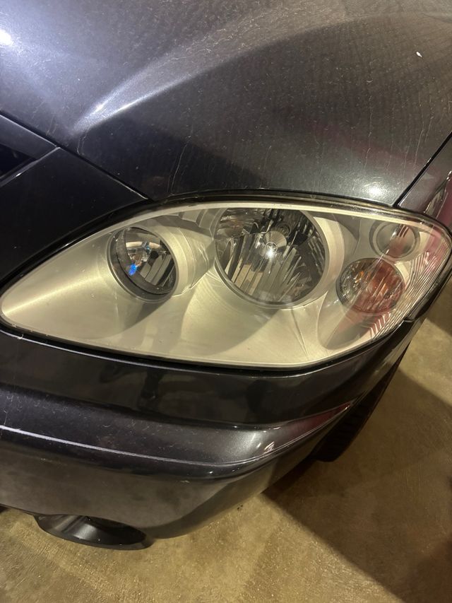 Optica Delantera Izquierda Rodius