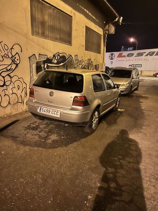 Volkswagen Golf 2004