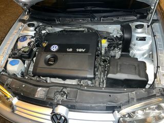 Volkswagen Golf 2004