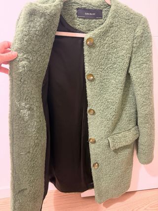 Abrigo Zara Verde Talla XS
