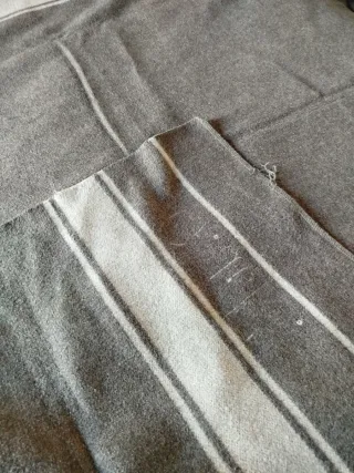 Coperta lana grigia a righe