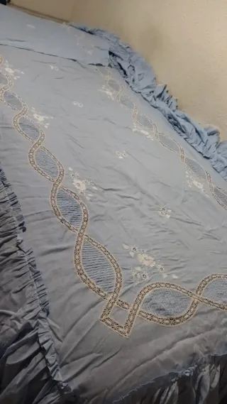Colcha Cama 90 Azul con Bordados