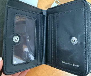 Cartera Calvin Klein Negra