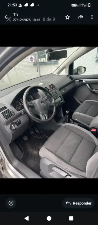 Volkswagen Touran 2011