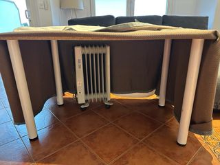 Mesa camilla, ropa y cristal