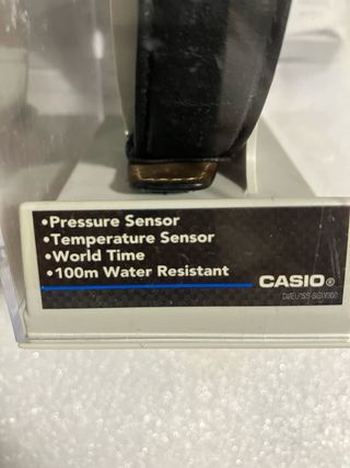 Reloj Casio Altimeter Barometer