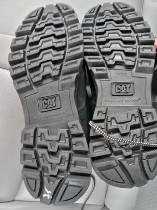 Botas Caterpillar Negras con Cordones