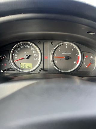 Nissan Almera 2003