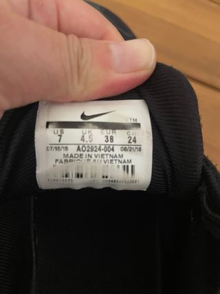 Nike Air Max 720 Talla 38 Negras