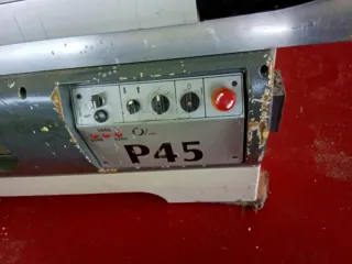 Escuadradora de carpintería digital