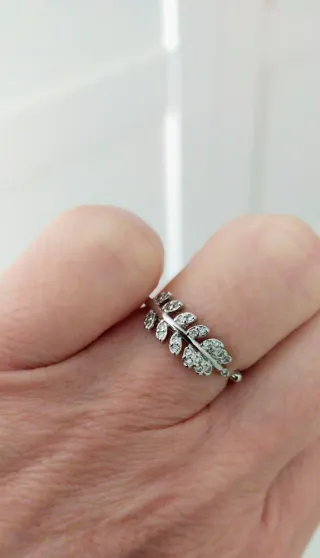 Anillo Plata de Ley y Circonitas