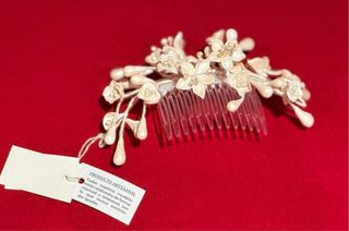 Tocado Novia Flores Perlas. A estrenar