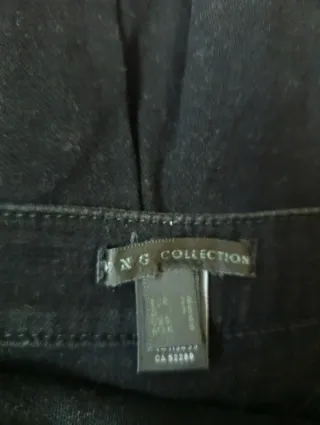 Falda lápiz negra fruncida