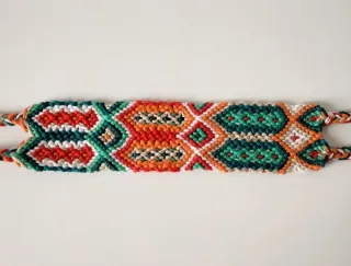 Bracciale macramè rosso verde