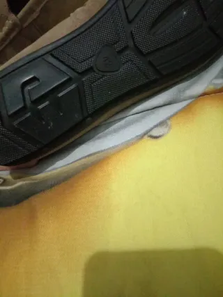 Mocasines beige ante