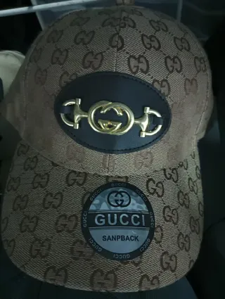 Gorra Gucci Marrón y Dorada
