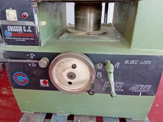 Cepilladora reguesadoraJ.M. LLURÓ GRIGGIO G.C. FS