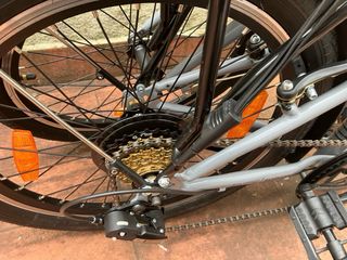 Bicicleta plegable MOMA Bike Fold 20 sin uso