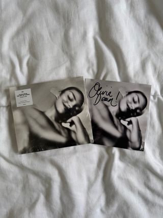 Olivia Dean The Art of Loving CD Firmado