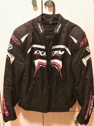 Chaqueta Moto IXON Mujer Negra Talla XS