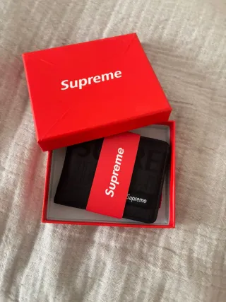 Cartera Supreme Negra